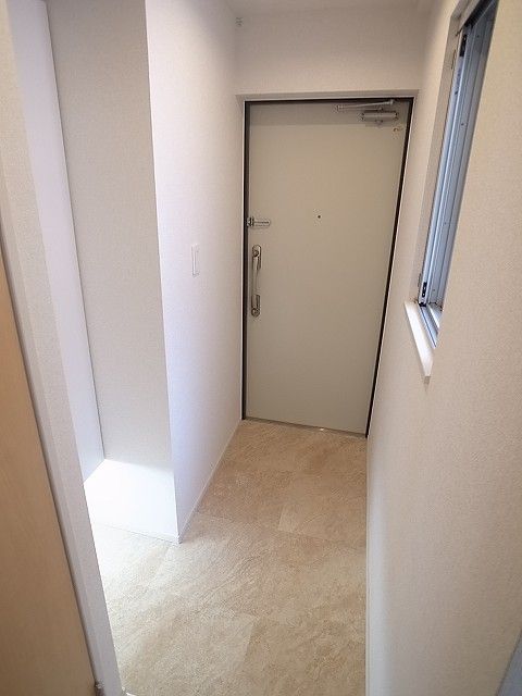 玄関　GROUND　WELL（グランド　ウェル）　文京区本郷4