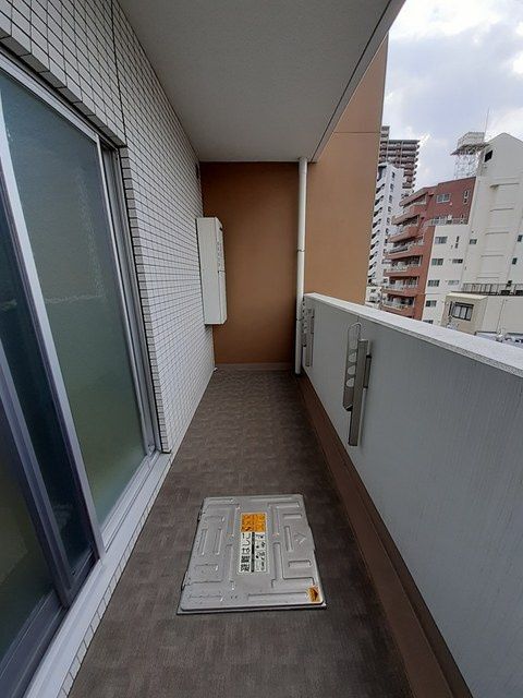 バルコニー　（別タイプ参考写真）GROUND　WELL（グランド　ウェル