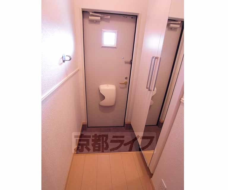 玄関　スタイリッシュな玄関です。