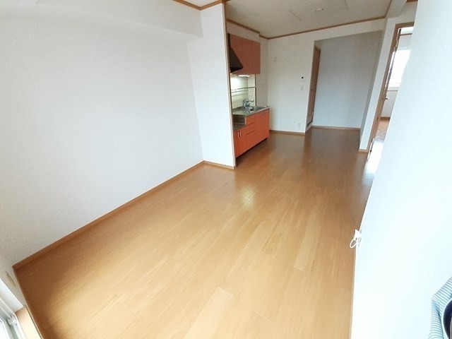 居室・リビング　同型使用