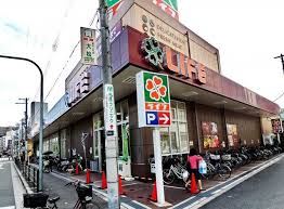 スーパー　ライフ 西田辺店（スーパー）まで377m