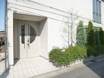 エントランス　★オートロック★