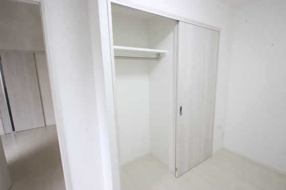 収納　※別部屋の写真です
