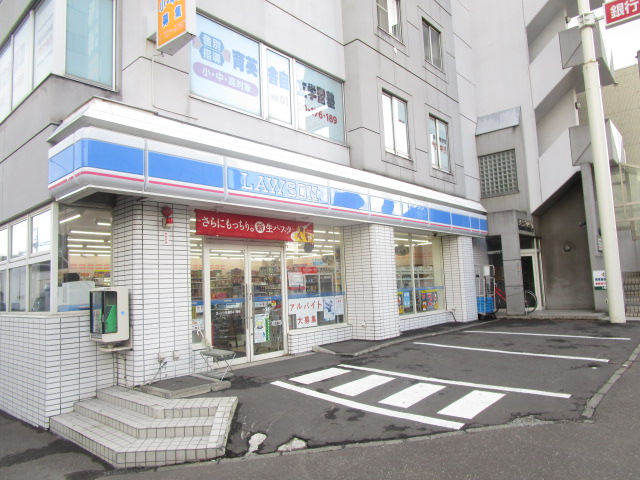 コンビニ　ローソン 札幌北41東2丁目店（コンビニ）まで227m