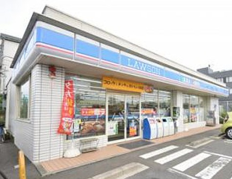 コンビニ　ローソン横浜金井町店（コンビニ）まで108m
