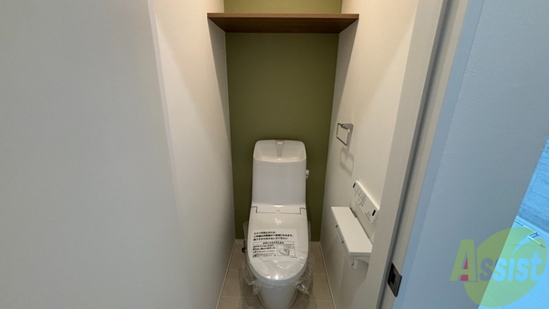トイレ　トイレはウォシュレット機能付きです。安心して使用できますね。