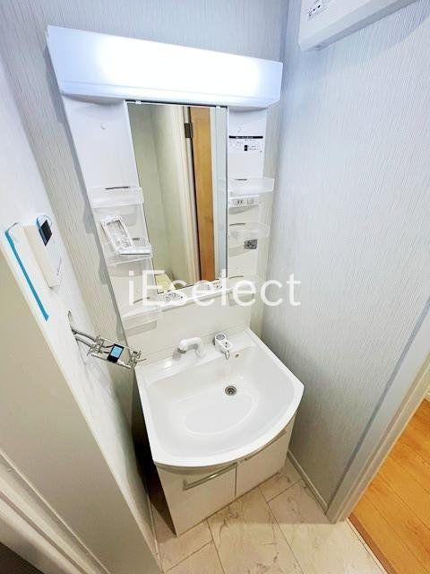 洗面設備　忙しい朝に便利なシャンプードレッサー♪