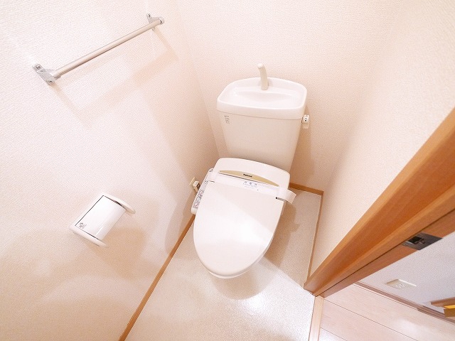 トイレ　シンプルで使いやすいトイレです