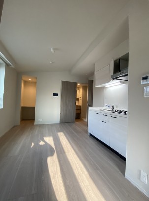居室・リビング　※家具・家電はございません。