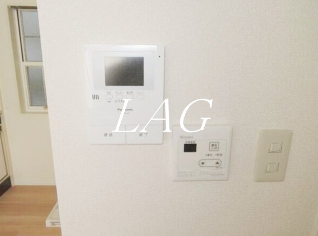セキュリティ　モニター付きインターホンです。
