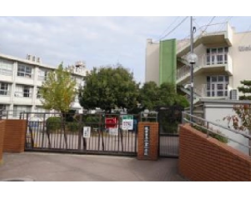 小学校　枚方市立小倉小学校（小学校）まで998m
