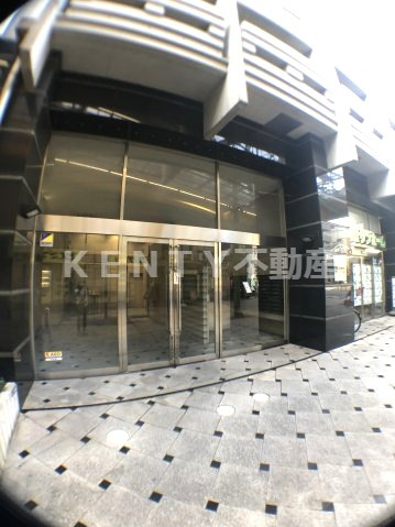エントランス　毎日通るエントランスはこのようになっています