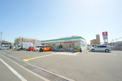 コンビニ　ファミリーマート岸和田荒木町２丁目店（コンビニ）まで1234m