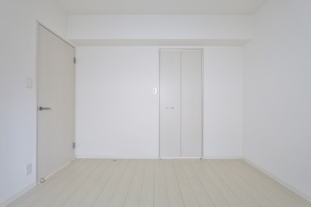 その他共有部分　洋室は広々しております