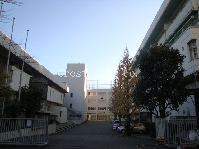 中学校　私立成城中学校（中学校）まで583m