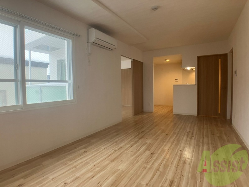 居室・リビング　広くてキレイなお部屋が広がっていて、充実した生活が送れそう。