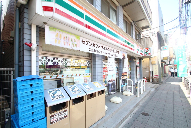 コンビニ　セブンイレブン八幡山駅北口店（コンビニ）まで449m