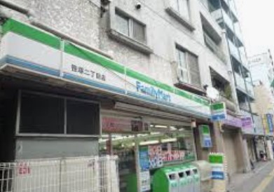 コンビニ　ファミリーマート 日本橋兜町店（コンビニ）まで107m