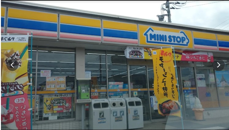 コンビニ　ミニストップ　木更津朝日店（コンビニ）まで982m