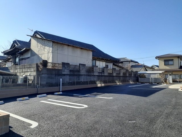 駐車場　駐車スペースもあります
