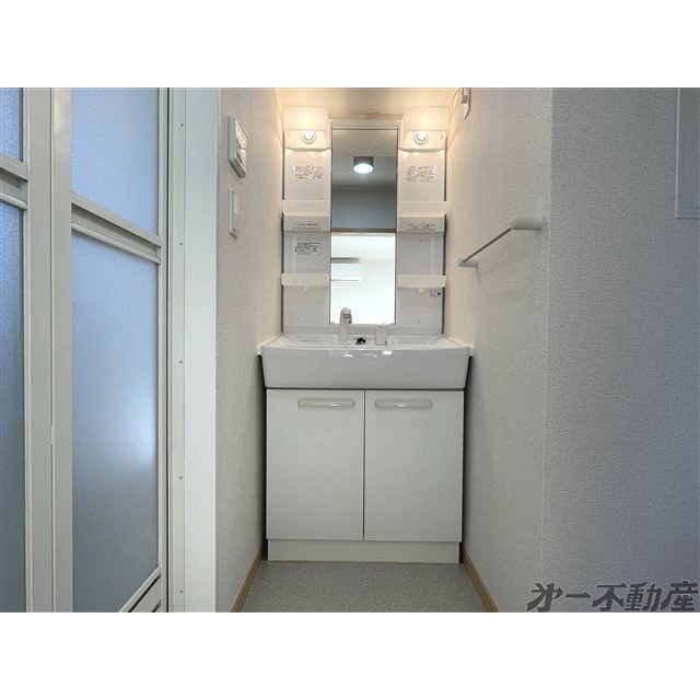 洗面設備　洗髪洗面化粧台