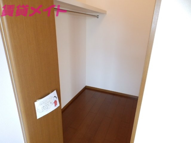 収納　同物件別室の画像です