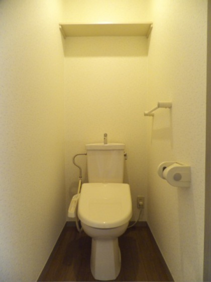 トイレ　※別部屋の写真です