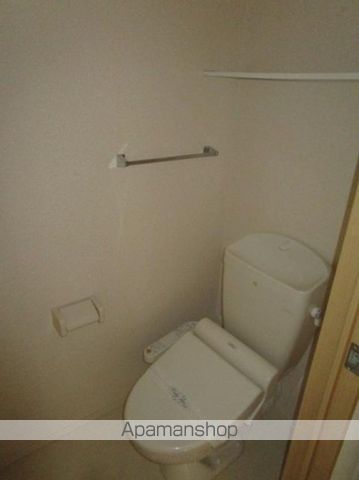 クリスタルコートのトイレ写真