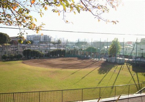 公園　横浜市神の木公園野球場（公園）まで504m