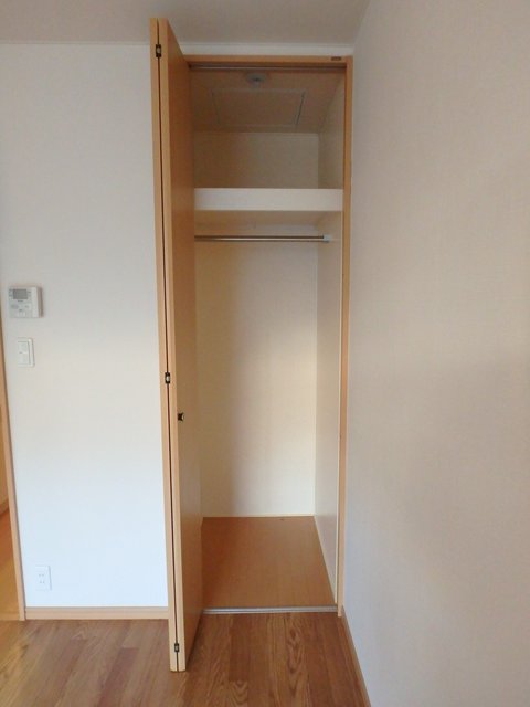 収納　別室参照