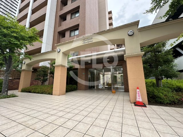 エントランス　ルイシャトレ都島　エントランス