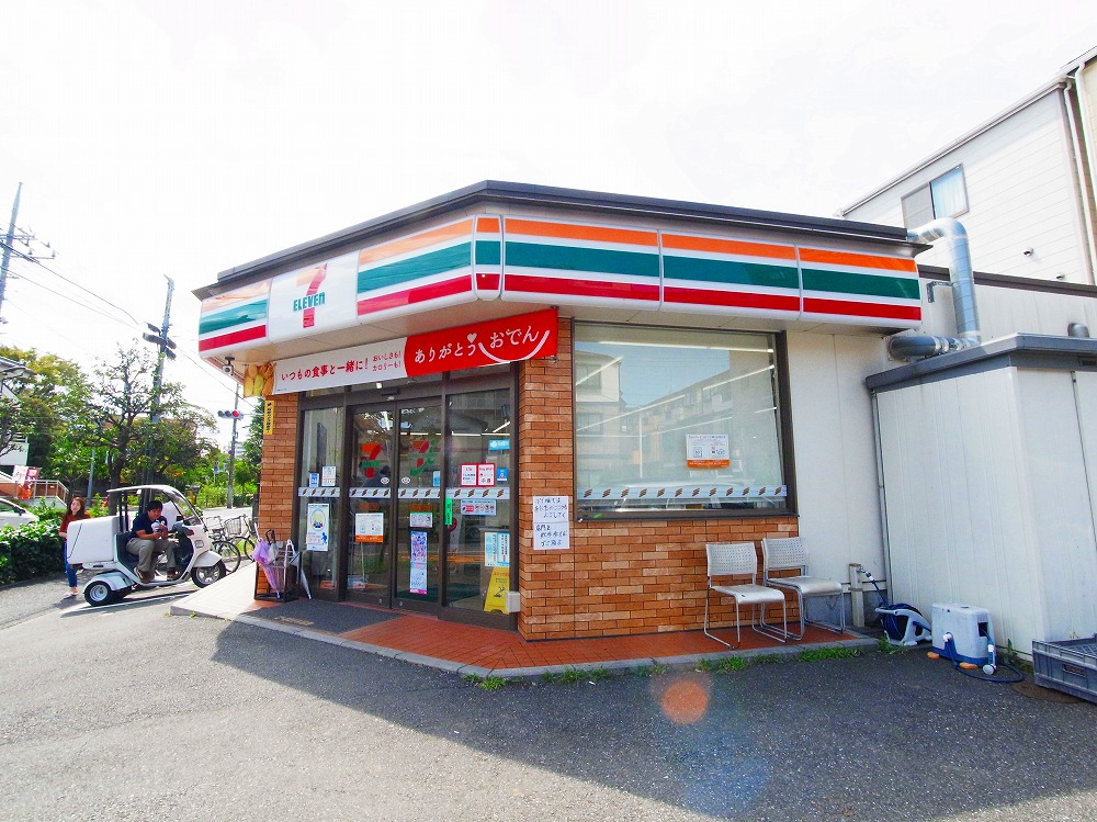 コンビニ　セブンイレブン 足立綾瀬1丁目店（コンビニ）まで223m