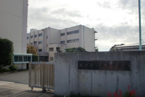 中学校　坂戸市立坂戸中学校（中学校）まで444m