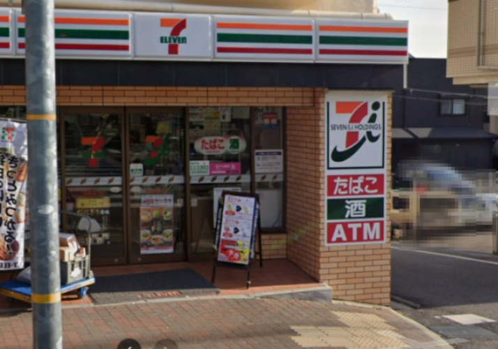 コンビニ　セブンイレブン 神戸坂口通3丁目店（コンビニ）まで553m