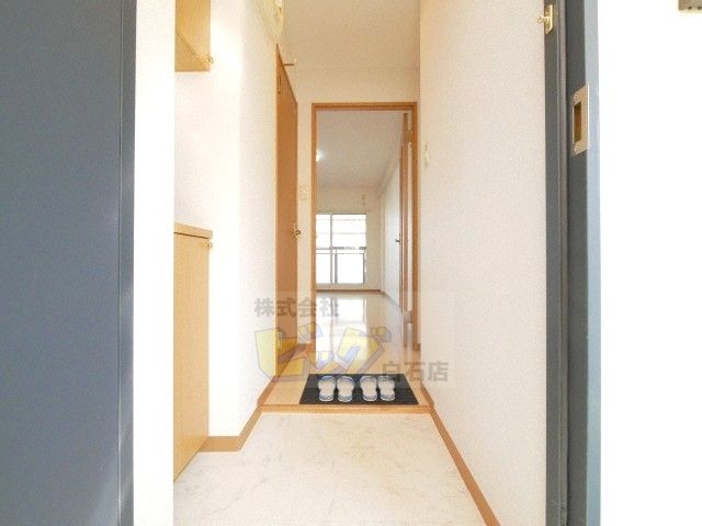 玄関　広々玄関です♪