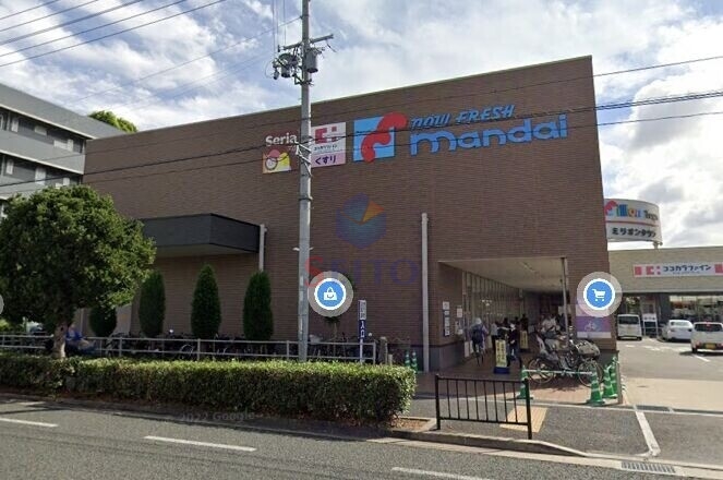 スーパー　万代豊中豊南店（スーパー）まで733m