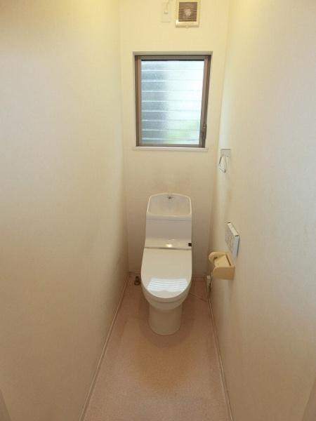 名鉄西尾線 北安城駅 徒歩12分 2階建 築20年のトイレ写真