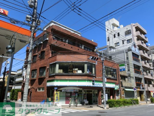コンビニ　ファミリーマート東日暮里六丁目店（コンビニ）まで400m