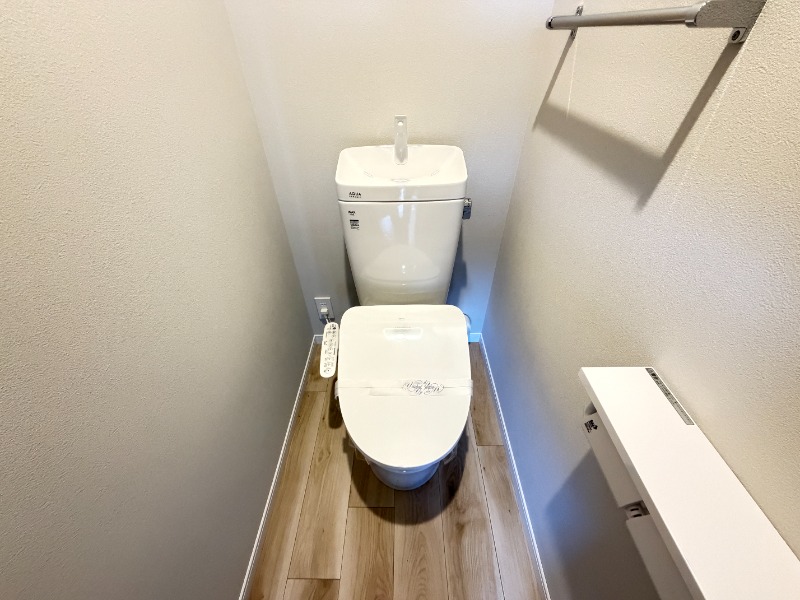 トイレ　２１０号室の写真
