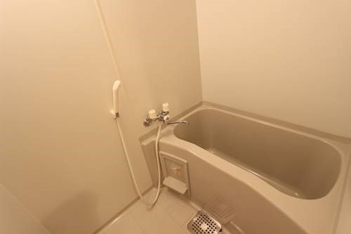 バス・シャワールーム　104号室の写真参照