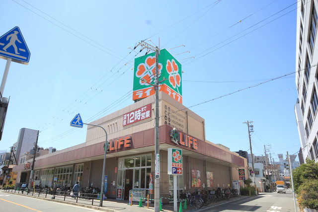スーパー　ライフ西田辺店（スーパー）まで834m