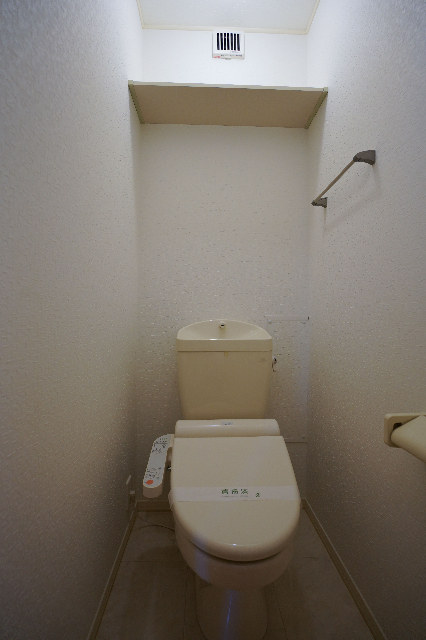 トイレ　同じ建物の別なお部屋