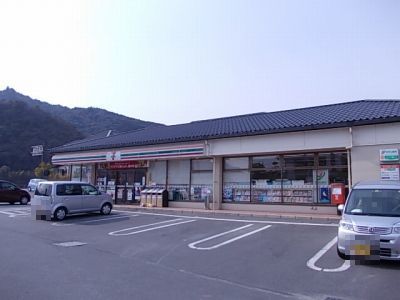 コンビニ　セブンイレブン錦帯橋店（コンビニ）まで550m