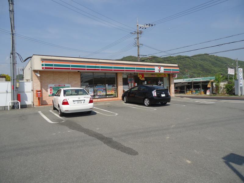 コンビニ　セブンイレブン 加古川志方町店（コンビニ）まで2250m