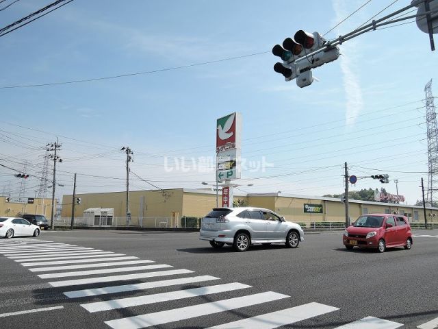 スーパー　ヨークベニマル　利府店（スーパー）まで444m