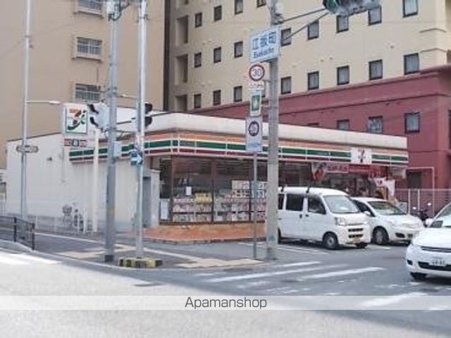 コンビニ　セブンイレブン（コンビニ）まで219m