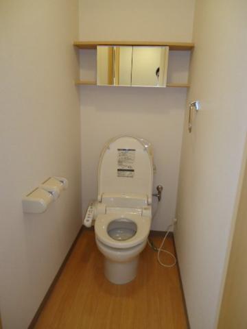 トイレ　トイレ