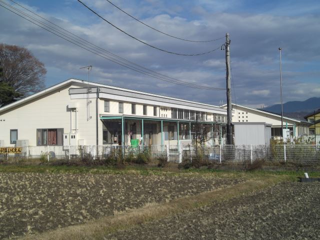 幼稚園・保育園　東部保育園（幼稚園・保育園）まで1500m