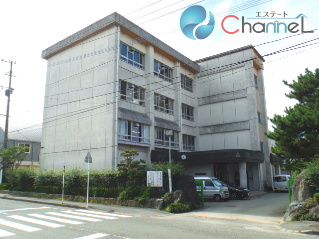 中学校　久留米市立牟田山中学校（中学校）まで743m