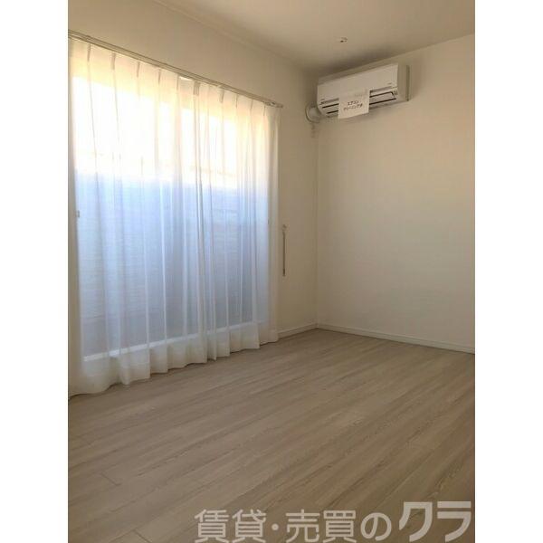 居室・リビング　明るいお部屋です♪
